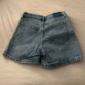 Abercrombie high rise dad short